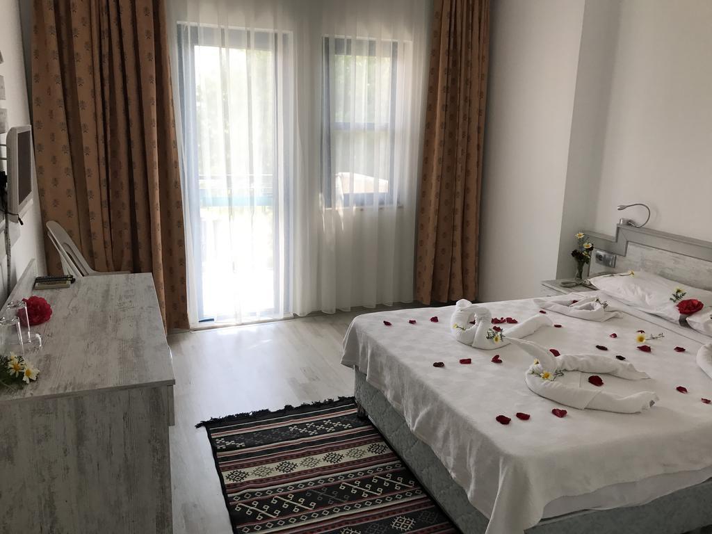 Aymes Hotel Фетхіє Екстер'єр фото